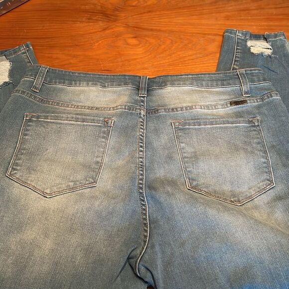 KanCan jeans 2XL light wash NWOT - Picture 11 of 12